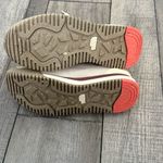 The North Face Women’s Back-To-Berkeley III Sport Waterproof Boots Photo 3