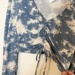 Cropped sweater with tie Photo 1