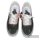 NWT ANAHEIM FACTORY ERA 95 DX SHOES- Og Stripes/Og Black/Og Pink Womens Size 9 Photo 0