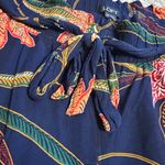 Loft  Wide Legged Tie/Elastic Waist navy with floral print size Medium Tall Photo 4