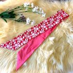 Coach  Signature Scarf Photo 0