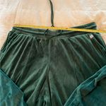 Women’s Green Velour Lounge Pants size 18/20 Photo 9