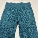 Gymshark  Adapt Animal Seamless Leggings in the Navy/Brand Blue Photo 4