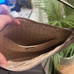 Guess Purse Photo 2
