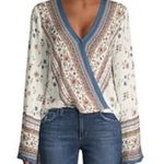 Lost + Wander  Tulum Bell Sleeve Floral V-Neck Long Sleeve Women's Top Sz S Photo 1
