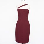 Black Halo . Vintea Sheath Dress. Photo 5