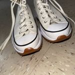 Converse  sneakers. Men size 7/ women size 8.5 Photo 5