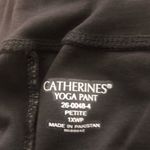 Catherines Catherine’s Yoga Boot Cut Capri Pant Sz. 1XPM Black Stretch Knit Athleisure Photo 3