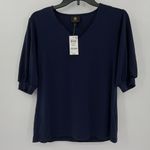 JM Collection  Womens Top Size‎ Small NWT V-neck (Z154) Photo 0