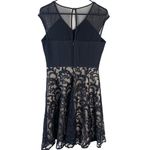 Maggy London fit and flare dress mesh top lace skirt women’s Size 8 Photo 4