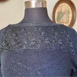 VINTAGE 1980s sweater with rose lace & beads Photo 1