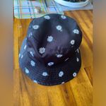 Alice + Olivia  Reversible Black & White Bucket Hat w/ Daisies Photo 3