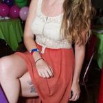 Love Culture Hi low lace dress with a zipper Photo 3