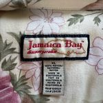 Jamaica‎ Bay Floral Short Photo 1