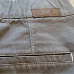 Jag jeans  Classic Fit Gray
Shorts Size 4/27 Mid Length Bermuda Photo 4