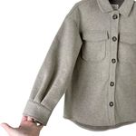 Avec Les Filles  Button Front Boyfriend‎ Shacket in Beige Oat Melange, Size Small Photo 7