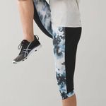 Lululemon Black Mini Blooming Pixie Aquamarine Stop At Nothing Crop Leggings Photo 0