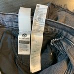 Levi's ‎ High Waisted Mom Jean Shorts Black Denim Cut Off Womens Size 30 Festival Photo 4