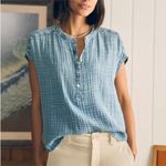 Faherty  DREAM COTTON GAUZE DESMOND TOP WOMENS INDIGO BLUE MEDIUM Photo 1