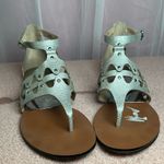 Vince Camuto Silver Metallic Women’s Arlanian Textured Flat Strappy Sandals 8M Photo 1