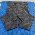 Lululemon athletica Swift Speed High Rise Crop Black/ Gray Camo Size 12 Photo 3