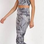 Beyond Yoga Flip It and Reverse It Printed Leggings Sz S Photo 0
