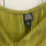 Target Green cropped long sleeve going out top Photo 1