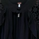 Free People Little Bit Of Love Crochet Lace Ruffle Keyhole Blouse Black Size XS Photo 10