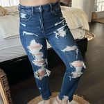 American Eagle Women’s 4 Distressed Butt Slit Mom Jeans Photo 0
