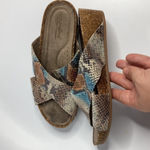 Natural Soul  all thru comfort snake print sandals‎ size 8 Photo 4