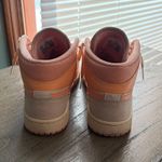 Air Jordan  1 Mid Apricot Orange Photo 3