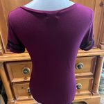 Glitz Criss cross front Burgundy T-Shirt, Sz L Photo 1