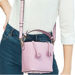 Kate Spade New York
HAYES BUCKET BAG Photo 11