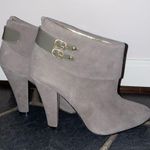 Steven By Steve Madden  Ellusion Gray Suede Leather Pointed Toe Heeled Bootie 8.5 Photo 2