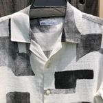 ZARA  Black/White Abstract Print Short Sleeve Shirt L Photo 1
