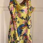 Yellow Dress Photo 0