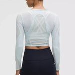 Lululemon Mesh Panelled Training Long Sleeve Shirt /Powder Blue/ Size 4 -LW3GHHS Photo 1