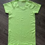 Lululemon Swiftly Tech Short Sleeve 2.0 Photo 0