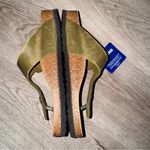 Birkenstock  Oiled Leather Olive Green Gizeh Big Buckle Sandal Size 38 NWT Photo 7