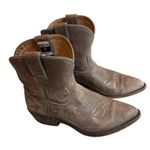 Frye Billy Short Distressed Leather Western Boot, style 77815, Sz 8 Photo 4