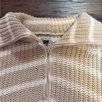 American Eagle  Outfitters Cream Sweater Photo 2