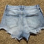 Eunina  shorts Photo 3