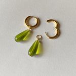 Handmade dark olive color teardrop Czech glass simple minimalist hoop earrings💚🫒2WAY✨ Photo 5