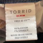 Torrid Denim Jean Shorts First At Fit Mid Wash 5 Inch Inseam Mid-Rise High Rise Photo 3
