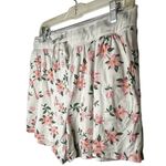 Draper James  Pink Floral‎ Shorts Photo 1