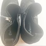 Outwoods  Womens Size 10 Black Velvet Zip Sides Sneaker Hidden Wedge‎ Photo 4