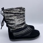 Toms Nepal boots in stripes and suede A3 Photo 3