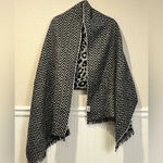 Lulla Extra wide Reversible long scarf or wrap Black Photo 4