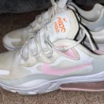 Nike Women’s AIR270 REACT Sneakers Photo 0