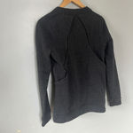 Lululemon &go Endeavor Long Sleeve
Heathered Black Open Photo 3